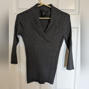 Grey v neck sweater